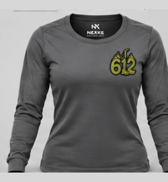 Camiseta de mujer manga larga con identidad 612 Senderismo, vista frontal